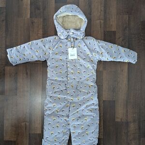 Adorable Hooded Snowsuit with Bear Print